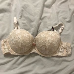 New Victoria’s Secret bra